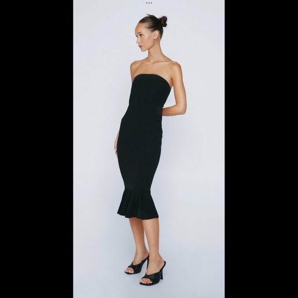 Nasty Gal Petite Fishtail Bandeau Midi Dress Black Striking! USA Sz 6 - Picture 2 of 4